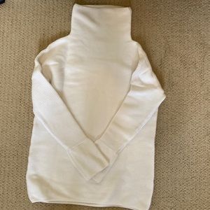 White turtleneck sweater